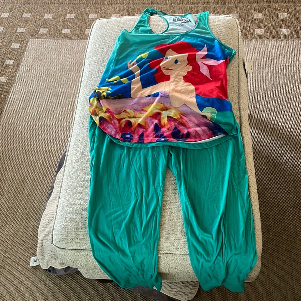 Disney Aerial sleep set